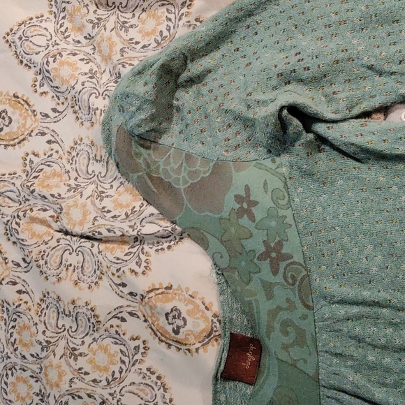 Cute, Day trip, long sleeve... - Picture 4 of 4